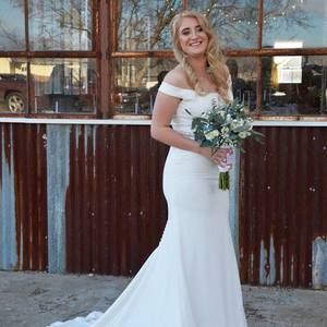 Meet your Posher, Abby